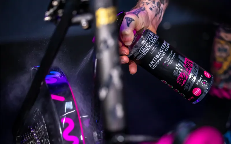 Muc-Off Indoor Training Sanitiser 500ml-1